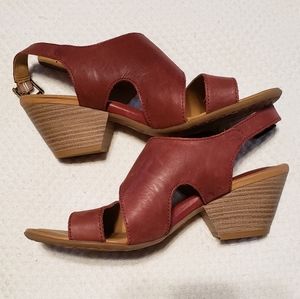 Bochy leather sandals